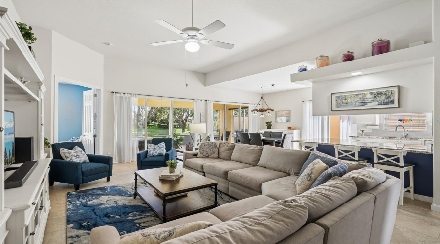 Orlando, Florida 32827, 3 Bedroom Bedrooms, ,2 Bathroombathrooms,Residential,For Sale,Gennaro Ln,0,Mfro6436693