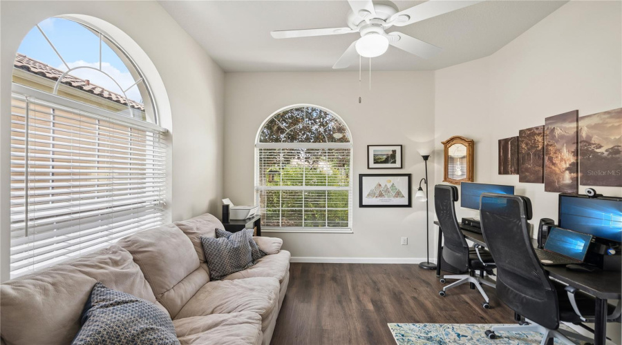 Orlando, Florida 32827, 3 Bedroom Bedrooms, ,2 Bathroombathrooms,Residential,For Sale,Gennaro Ln,0,Mfro6436693