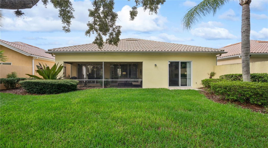 Orlando, Florida 32827, 3 Bedroom Bedrooms, ,2 Bathroombathrooms,Residential,For Sale,Gennaro Ln,0,Mfro6436693