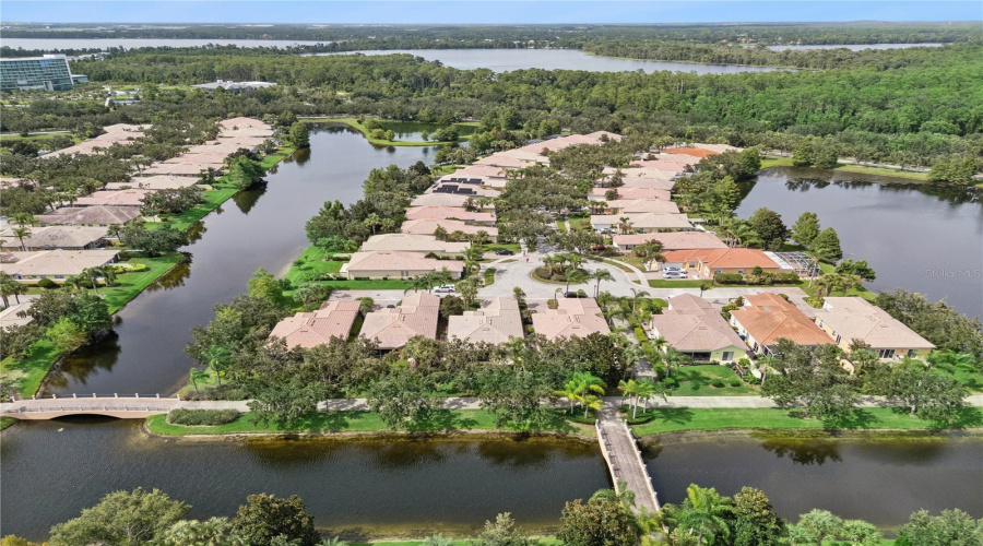 Orlando, Florida 32827, 3 Bedroom Bedrooms, ,2 Bathroombathrooms,Residential,For Sale,Gennaro Ln,0,Mfro6436693