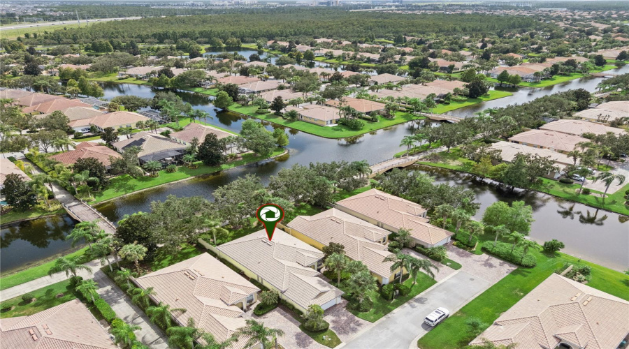 Orlando, Florida 32827, 3 Bedroom Bedrooms, ,2 Bathroombathrooms,Residential,For Sale,Gennaro Ln,0,Mfro6436693