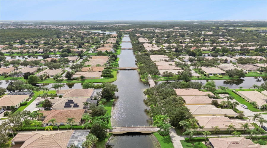 Orlando, Florida 32827, 3 Bedroom Bedrooms, ,2 Bathroombathrooms,Residential,For Sale,Gennaro Ln,0,Mfro6436693