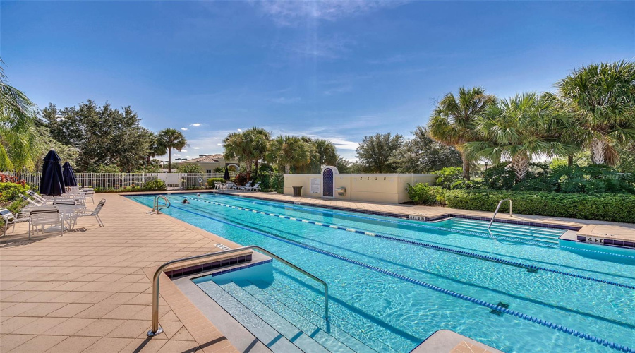 Orlando, Florida 32827, 3 Bedroom Bedrooms, ,2 Bathroombathrooms,Residential,For Sale,Gennaro Ln,0,Mfro6436693