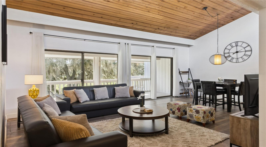 Haines City, Florida 33844, 1 Bedroom Bedrooms, ,1 Bathroombathrooms,Residential,For Sale,Maple Leaf,0,Mfro6435093