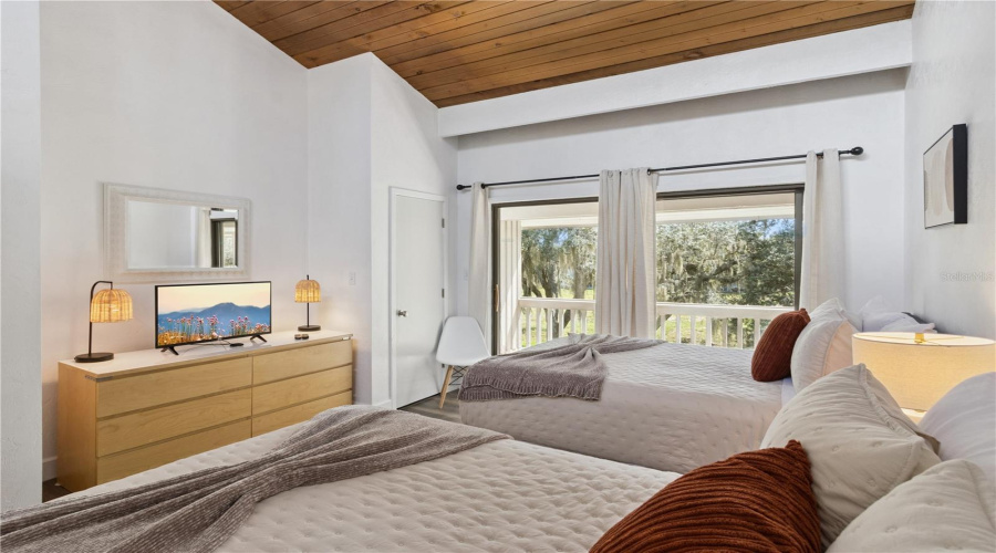Haines City, Florida 33844, 1 Bedroom Bedrooms, ,1 Bathroombathrooms,Residential,For Sale,Maple Leaf,0,Mfro6435093