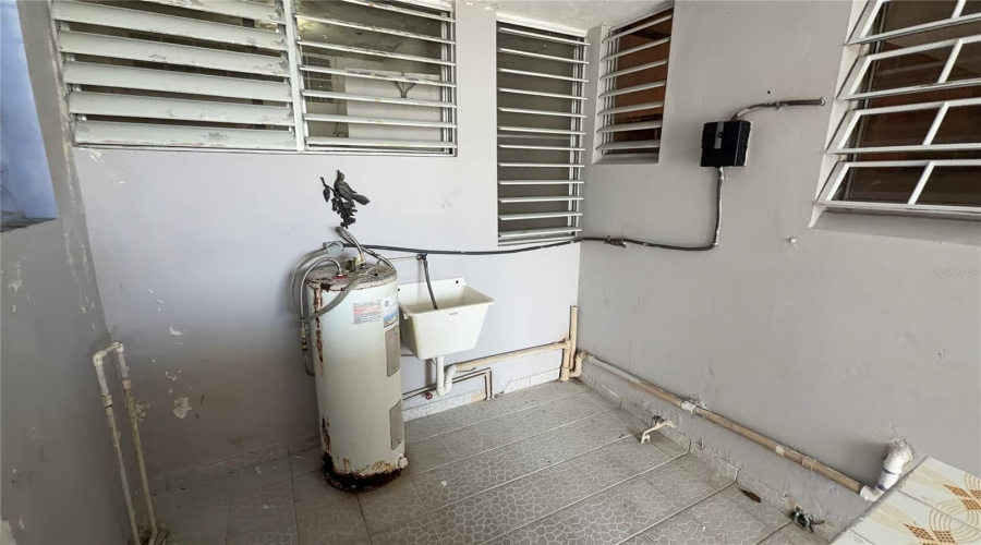 San Juan, Puerto Rico 00924, 3 Bedroom Bedrooms, ,3 Bathroombathrooms,Residential,For Sale,Urb Country Club,0,Mfrpr9121801