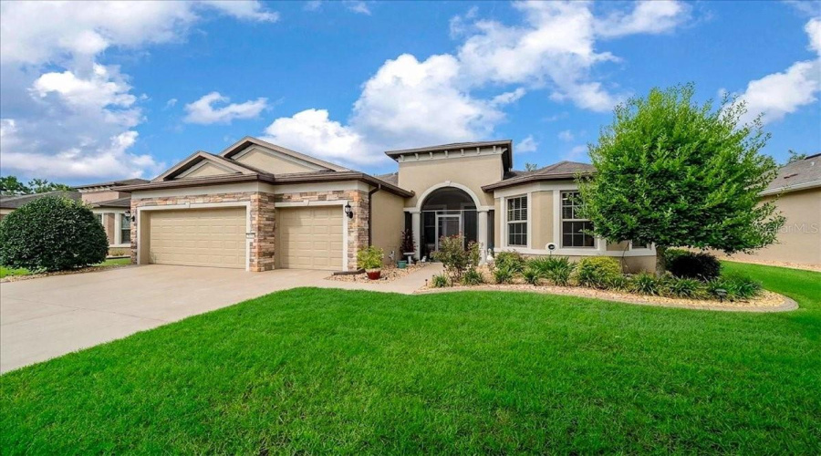 Ocala, Florida 34481, 3 Bedroom Bedrooms, ,3 Bathroombathrooms,Residential,For Sale,100Th,0,Mfrom730816