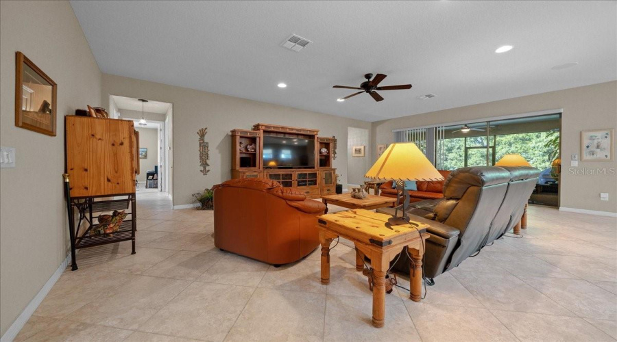 Ocala, Florida 34481, 3 Bedroom Bedrooms, ,3 Bathroombathrooms,Residential,For Sale,100Th,0,Mfrom730816