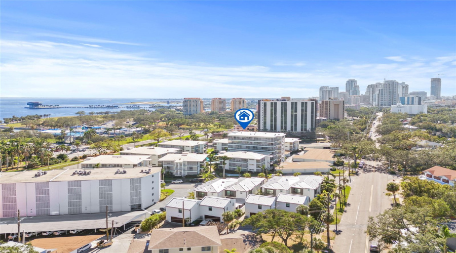 St Petersburg, Florida 33701, 1 Bedroom Bedrooms, ,1 Bathroombathrooms,Residential,For Sale,Shore,0,Mfrtb8535560