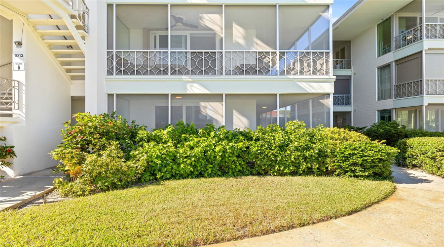 St Petersburg, Florida 33701, 1 Bedroom Bedrooms, ,1 Bathroombathrooms,Residential,For Sale,Shore,0,Mfrtb8535560
