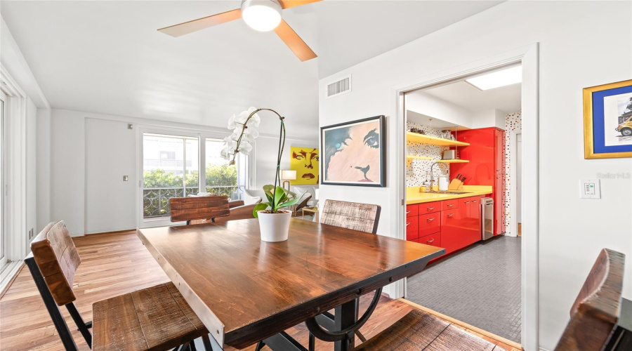St Petersburg, Florida 33701, 1 Bedroom Bedrooms, ,1 Bathroombathrooms,Residential,For Sale,Shore,0,Mfrtb8535560