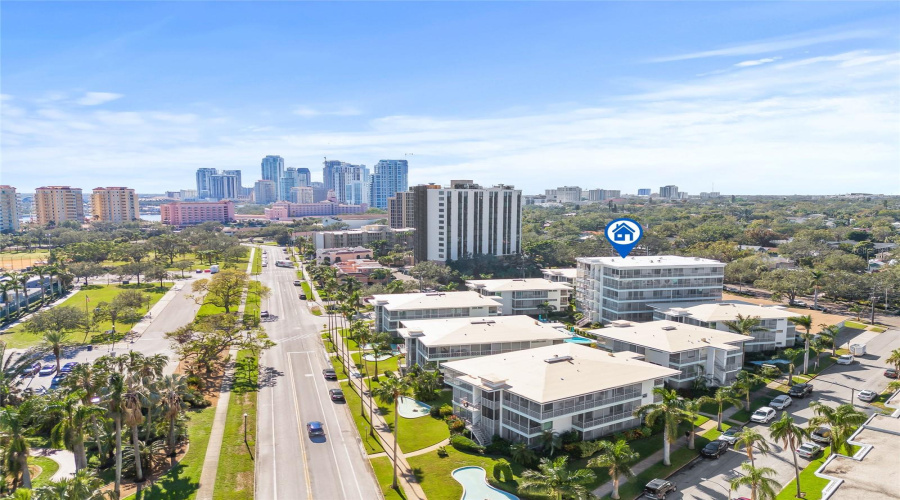 St Petersburg, Florida 33701, 1 Bedroom Bedrooms, ,1 Bathroombathrooms,Residential,For Sale,Shore,0,Mfrtb8535560