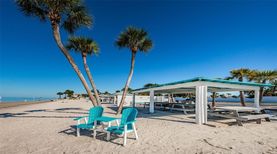 Gulf Harbors Beach Club