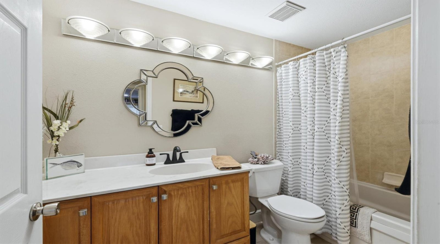 Sarasota, Florida 34238, 4 Bedroom Bedrooms, ,2 Bathroombathrooms,Residential,For Sale,Easton,0,Mfra4698217
