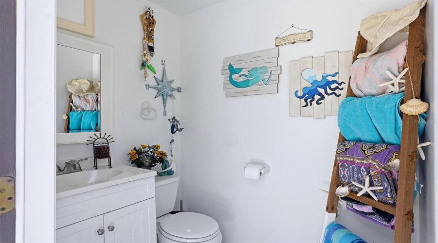 Sarasota, Florida 34238, 4 Bedroom Bedrooms, ,2 Bathroombathrooms,Residential,For Sale,Easton,0,Mfra4698217