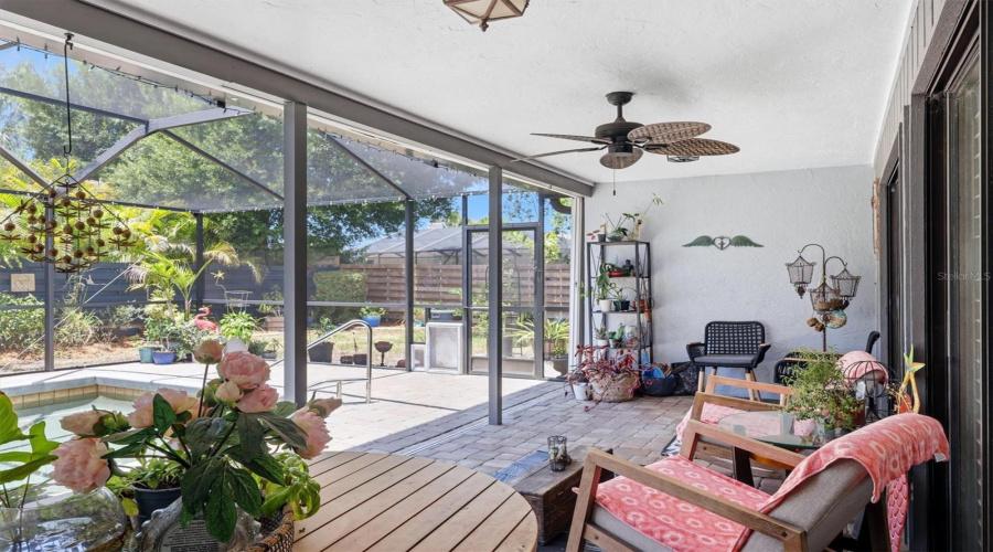 Sarasota, Florida 34238, 4 Bedroom Bedrooms, ,2 Bathroombathrooms,Residential,For Sale,Easton,0,Mfra4698217
