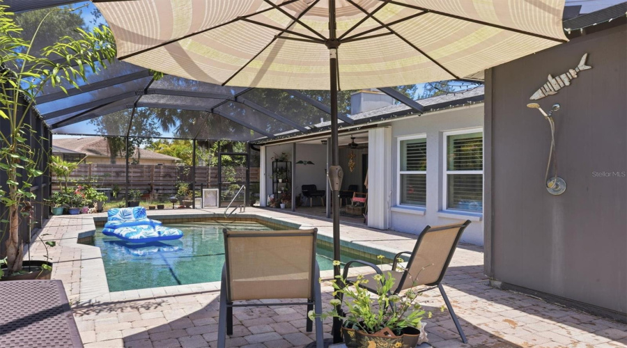 Sarasota, Florida 34238, 4 Bedroom Bedrooms, ,2 Bathroombathrooms,Residential,For Sale,Easton,0,Mfra4698217