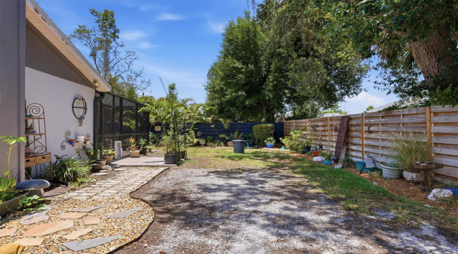 Sarasota, Florida 34238, 4 Bedroom Bedrooms, ,2 Bathroombathrooms,Residential,For Sale,Easton,0,Mfra4698217
