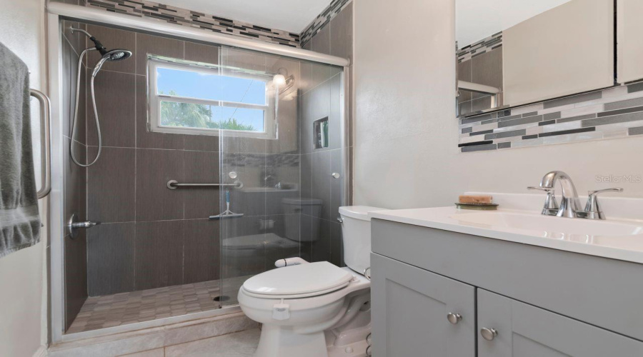 Tampa, Florida 33615, 3 Bedroom Bedrooms, ,1 Bathroombathrooms,Residential,For Sale,Powhatan,0,Mfrtb8541312