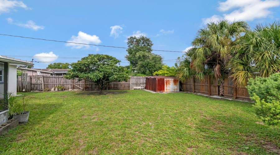 Tampa, Florida 33615, 3 Bedroom Bedrooms, ,1 Bathroombathrooms,Residential,For Sale,Powhatan,0,Mfrtb8541312