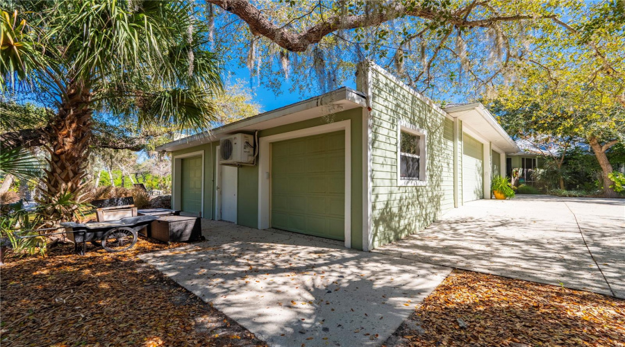 Punta Gorda, Florida 33950, 4 Bedroom Bedrooms, ,3 Bathroombathrooms,Residential,For Sale,Jones Loop,0,Mfrc7522472