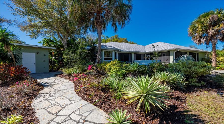 Punta Gorda, Florida 33950, 4 Bedroom Bedrooms, ,3 Bathroombathrooms,Residential,For Sale,Jones Loop,0,Mfrc7522472