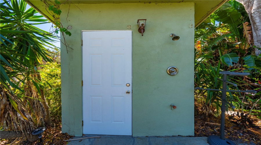 Punta Gorda, Florida 33950, 4 Bedroom Bedrooms, ,3 Bathroombathrooms,Residential,For Sale,Jones Loop,0,Mfrc7522472
