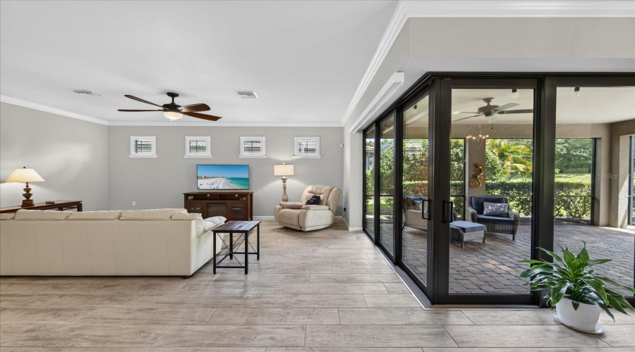 Lakewood Ranch, Florida 34202, 2 Bedroom Bedrooms, ,2 Bathroombathrooms,Residential,For Sale,Seaford,0,Mfra4703757