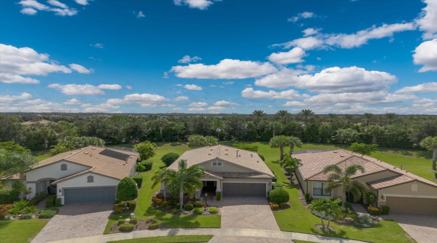 Lakewood Ranch, Florida 34202, 2 Bedroom Bedrooms, ,2 Bathroombathrooms,Residential,For Sale,Seaford,0,Mfra4703757