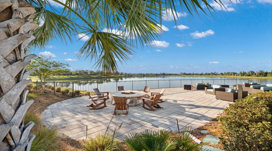 Lakewood Ranch, Florida 34202, 2 Bedroom Bedrooms, ,2 Bathroombathrooms,Residential,For Sale,Seaford,0,Mfra4703757