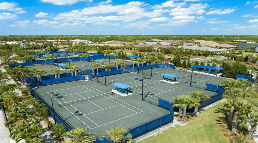 Lakewood Ranch, Florida 34202, 2 Bedroom Bedrooms, ,2 Bathroombathrooms,Residential,For Sale,Seaford,0,Mfra4703757