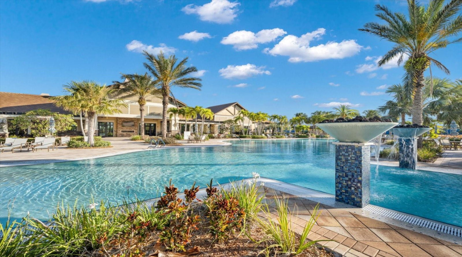 Lakewood Ranch, Florida 34202, 2 Bedroom Bedrooms, ,2 Bathroombathrooms,Residential,For Sale,Seaford,0,Mfra4703757