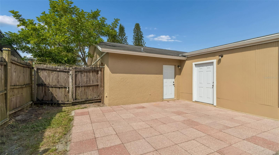 New Port Richey, Florida 34655, 2 Bedroom Bedrooms, ,1 Bathroombathrooms,Residential,For Sale,Murrow,0,Mfrtb8490576