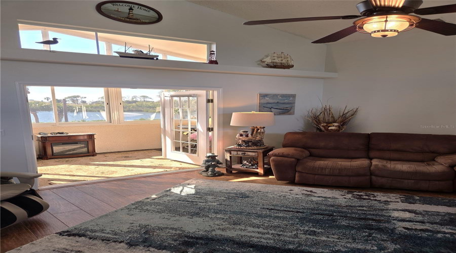 New Port Richey, Florida 34652, 3 Bedroom Bedrooms, ,2 Bathroombathrooms,Residential,For Sale,Manor,0,Mfrw7883355