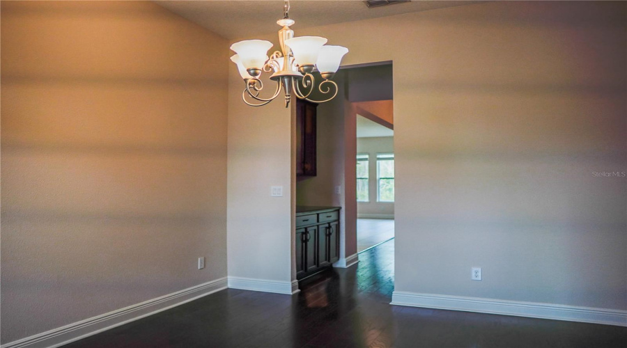 Winter Garden, Florida 34787, 6 Bedroom Bedrooms, ,5 Bathroombathrooms,Residential,For Sale,Bradleigh,0,Mfro6421967