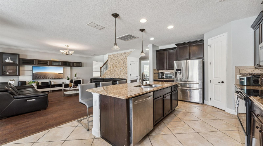 Windermere, Florida 34786, 4 Bedroom Bedrooms, ,2 Bathroombathrooms,Residential,For Sale,Roskin,0,Mfrs5141148