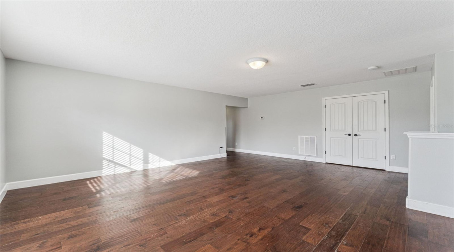Windermere, Florida 34786, 4 Bedroom Bedrooms, ,2 Bathroombathrooms,Residential,For Sale,Roskin,0,Mfrs5141148