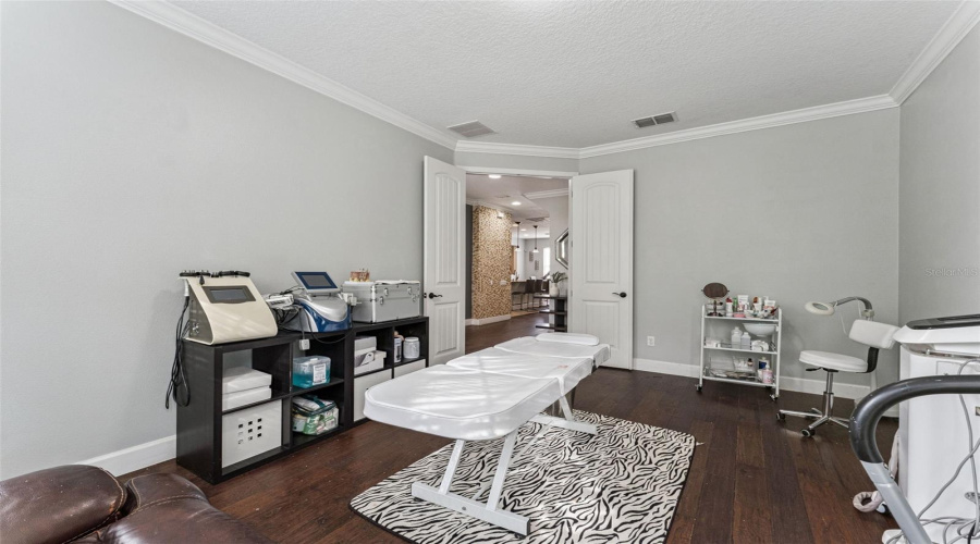 Office/ Den