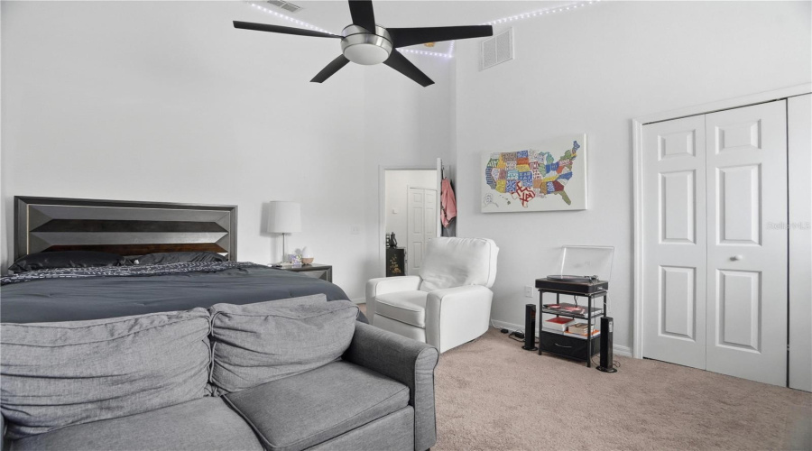 Tampa, Florida 33629, 3 Bedroom Bedrooms, ,2 Bathroombathrooms,Residential,For Sale,Euclid,0,Mfrtb8517990