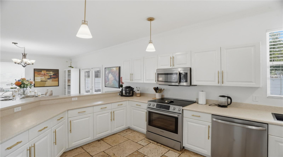 Tampa, Florida 33629, 3 Bedroom Bedrooms, ,2 Bathroombathrooms,Residential,For Sale,Euclid,0,Mfrtb8517990