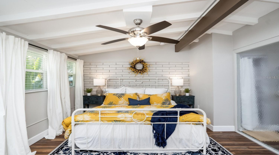 Sarasota, Florida 34231, 5 Bedroom Bedrooms, ,3 Bathroombathrooms,Residential,For Sale,Wason,0,Mfra4703983