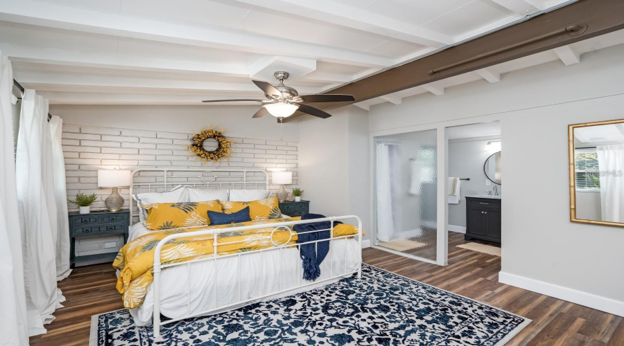 Sarasota, Florida 34231, 5 Bedroom Bedrooms, ,3 Bathroombathrooms,Residential,For Sale,Wason,0,Mfra4703983