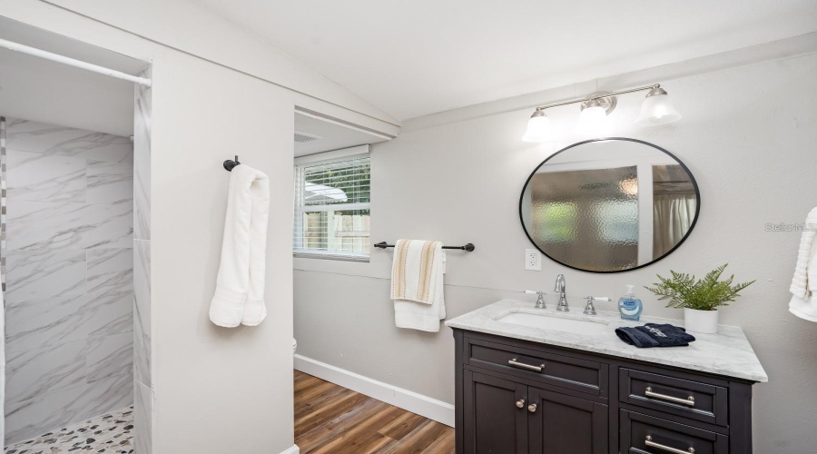 Sarasota, Florida 34231, 5 Bedroom Bedrooms, ,3 Bathroombathrooms,Residential,For Sale,Wason,0,Mfra4703983