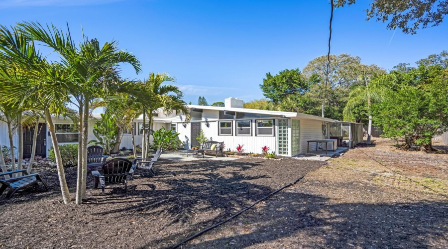 Sarasota, Florida 34231, 5 Bedroom Bedrooms, ,3 Bathroombathrooms,Residential,For Sale,Wason,0,Mfra4703983