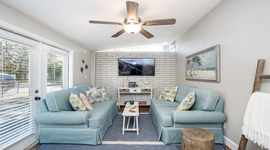Sarasota, Florida 34231, 5 Bedroom Bedrooms, ,3 Bathroombathrooms,Residential,For Sale,Wason,0,Mfra4703983
