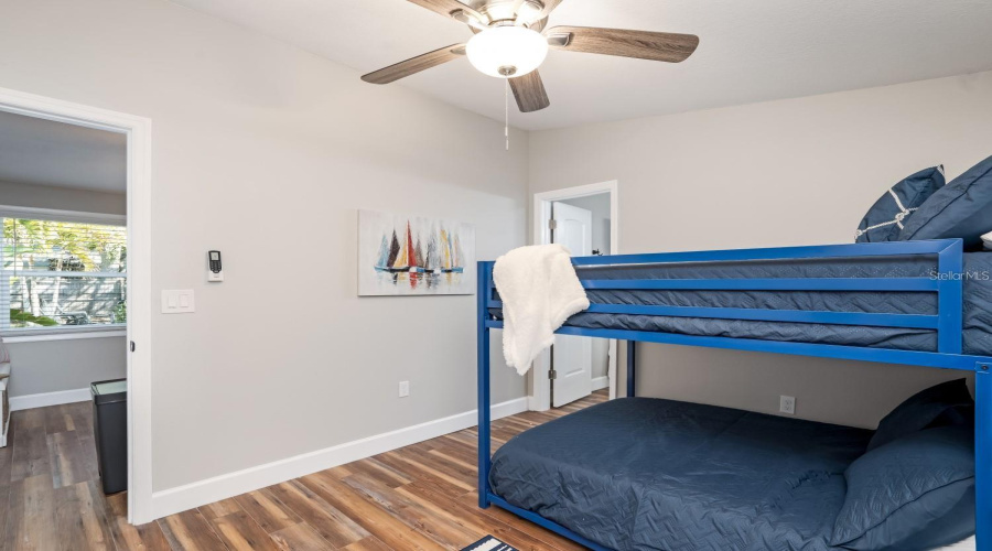 Sarasota, Florida 34231, 5 Bedroom Bedrooms, ,3 Bathroombathrooms,Residential,For Sale,Wason,0,Mfra4703983