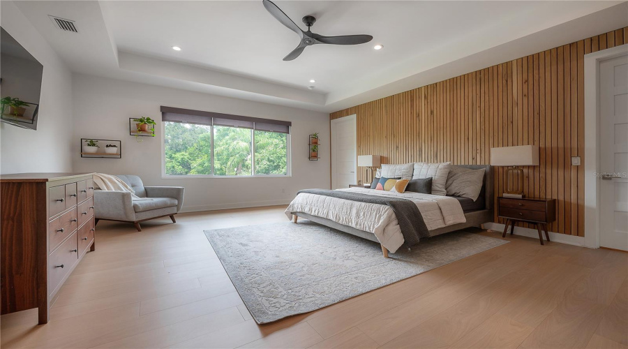 Tampa, Florida 33629, 5 Bedroom Bedrooms, ,4 Bathroombathrooms,Residential,For Sale,Jetton,0,Mfrtb8533688