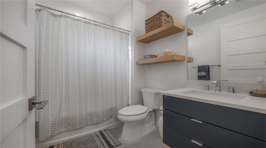 Tampa, Florida 33629, 5 Bedroom Bedrooms, ,4 Bathroombathrooms,Residential,For Sale,Jetton,0,Mfrtb8533688