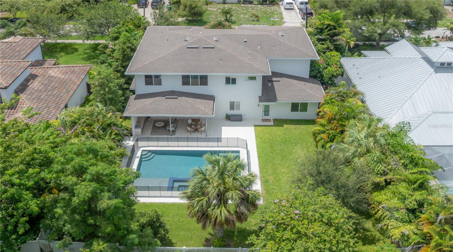 Tampa, Florida 33629, 5 Bedroom Bedrooms, ,4 Bathroombathrooms,Residential,For Sale,Jetton,0,Mfrtb8533688