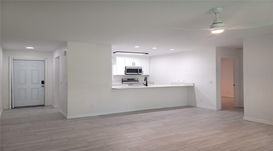 Living Room Looking To Kitchen
